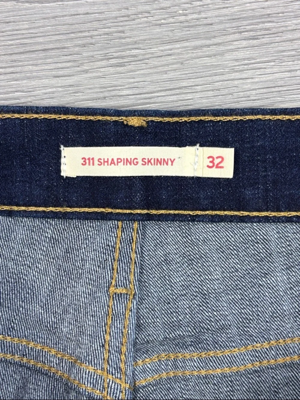 Levi's 311 Shaping Skinny‎ Distressed Jeans - size 32/14 Short NWT